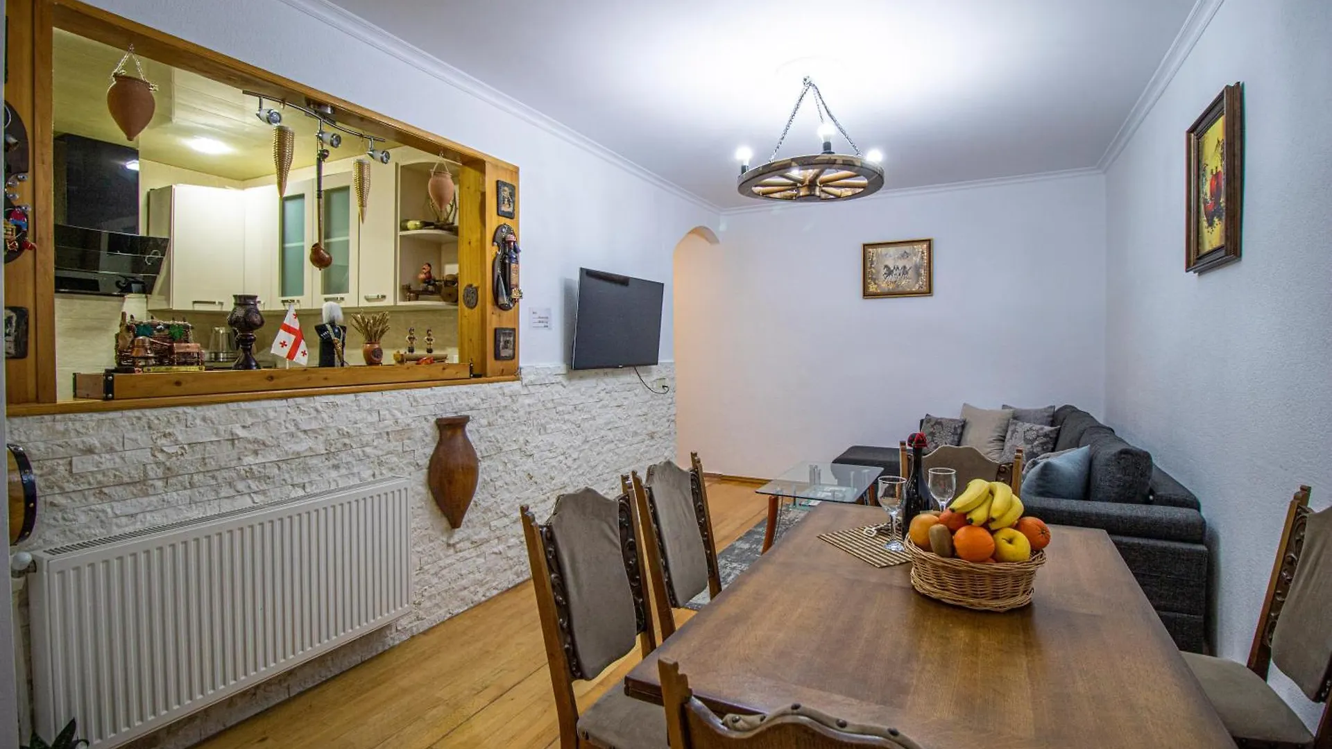 Cozy Apartment On Kostava Tbilisi 0*,