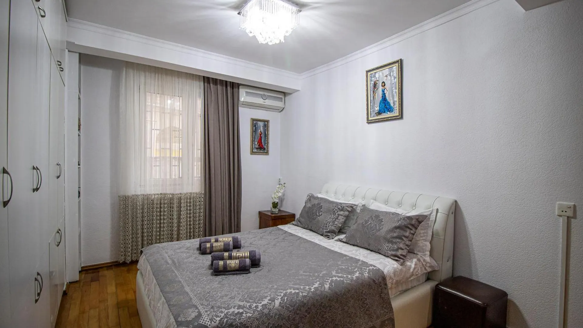 Cozy Apartment On Kostava Tbiliszi